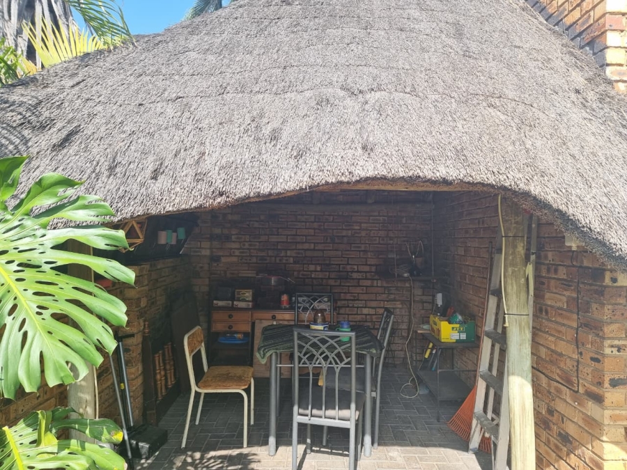 3 Bedroom Property for Sale in Safari Gardens North West